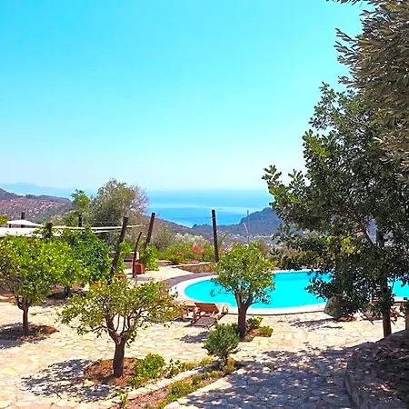 Zephyros Hotel